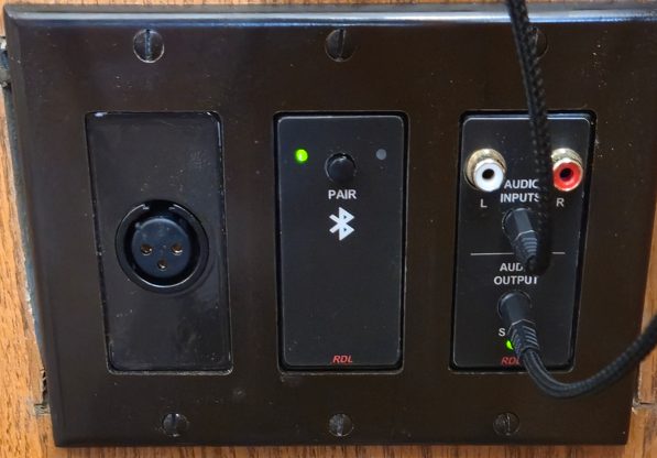 Pulpit stand connection panel
