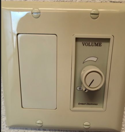 Room 110 audio dial